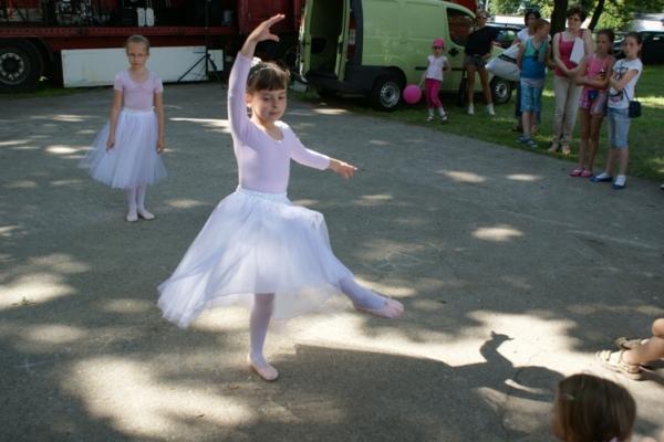 dsc00155E0954B5D-D2E8-9900-6886-A3C970F4A07C.jpg
