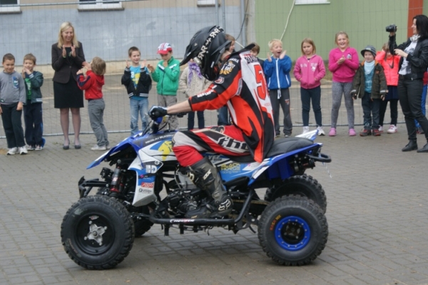 dsc000304668AE87-102C-2B86-B013-47642A01B521.jpg