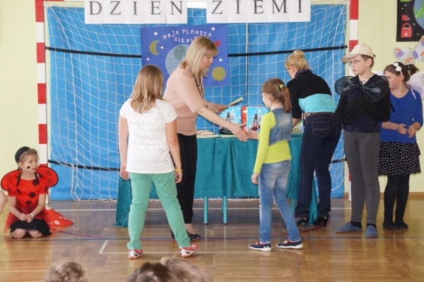 dzienziemi12C5F121F6-D297-2FAE-75EC-B858E0482A73.jpg